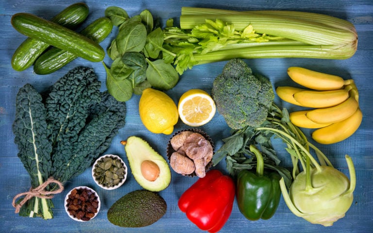 15 Super Alimente Alcaline Care împiedică Obezitatea, Cancerul și Bolile de Inimă