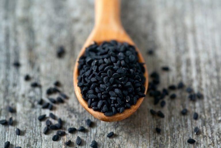 CHIMEN NEGRU – ” UN REMEDIU PENTRU TOATE BOLILE, CU EXCEPȚIA MORȚII»