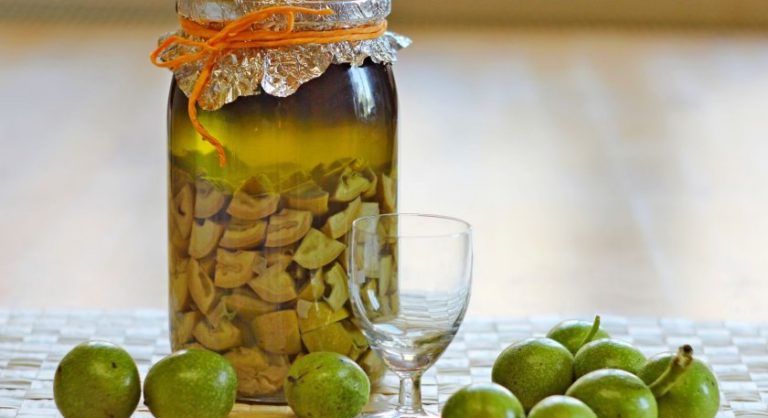 Coaja verde de nuci – un ingredient utilizat în remedii naturiste și produse alimentare